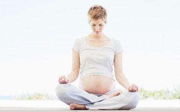 week-8-the-first-trimester-pregnancy-yoga